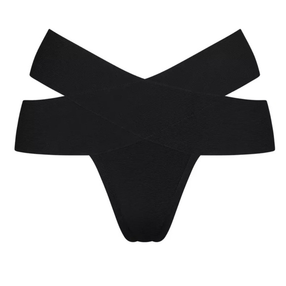 SKIMS KNIT SWIM STRAPPY BIKINI BOTTOM | COLOR: ONYX | NEW/NWT!!☀️🌊👙☀️ - Picture 2 of 10